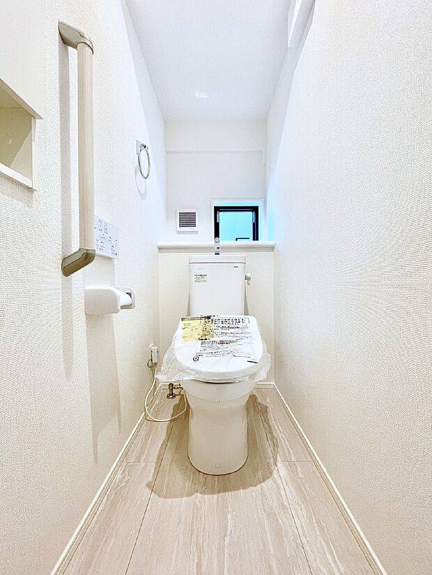 トイレは1階と2階それぞれに配置されていてとても便利です。 