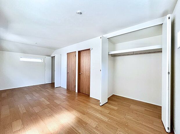 将来は2部屋にすることもできますね。お年頃になったら夢の個室にチェンジ！