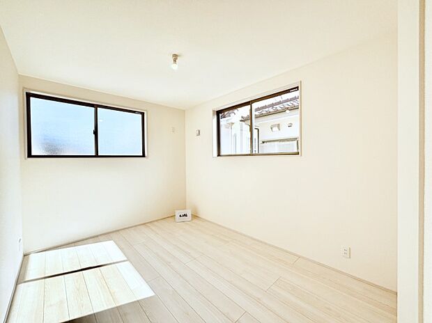 2面採光なので、明るく風通しも良く心地良い生活が送れます。