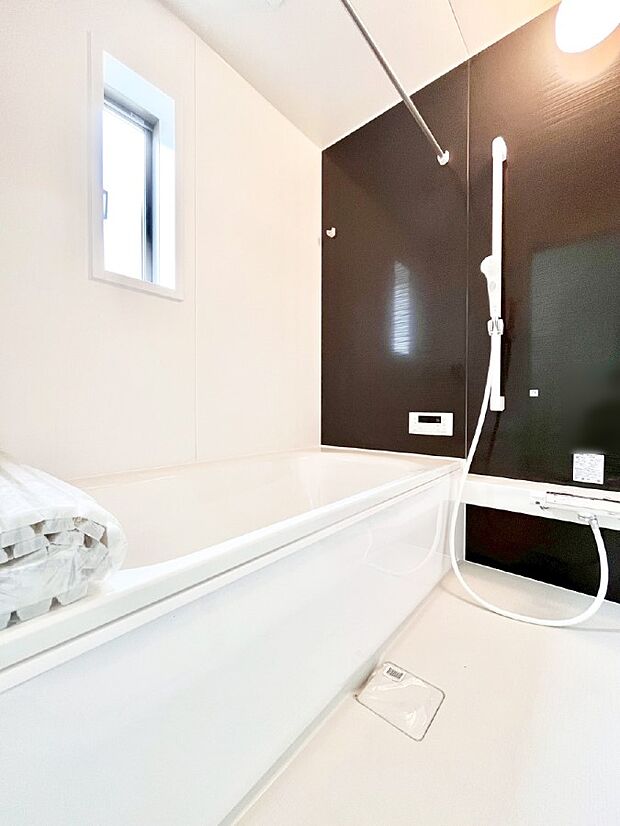 落ち着いた雰囲気でゆっくり寛げるバスルーム