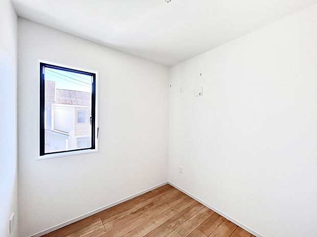 子ども部屋にぴったりの明るい空間。