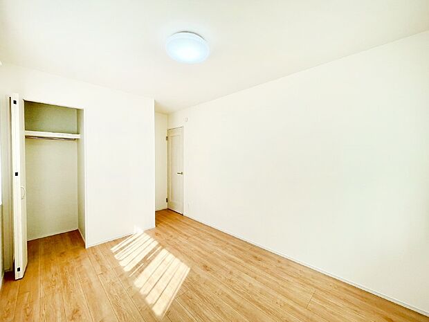 収納が充実しているので、居住スペースを広く使えます。