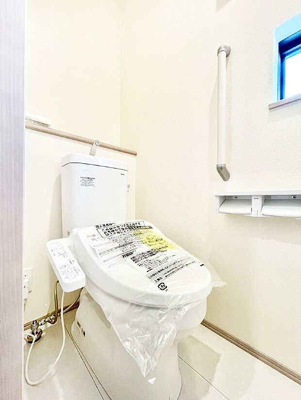 トイレは安心の2箇所!朝のバタバタも一安心です。