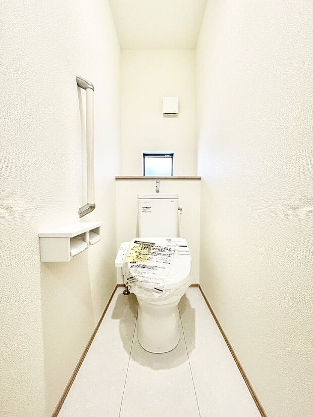 白を基調とした清潔感のある落ち着ける空間