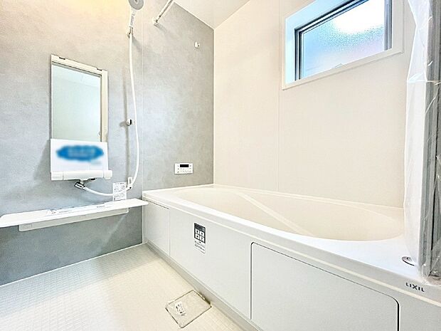 浴室乾燥機付きのバスルームでいつでも快適なバスタイムが楽しめます!