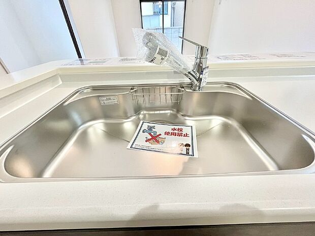 浄水器一体型のキッチンで洗い物用・料理用と切り替え簡単！