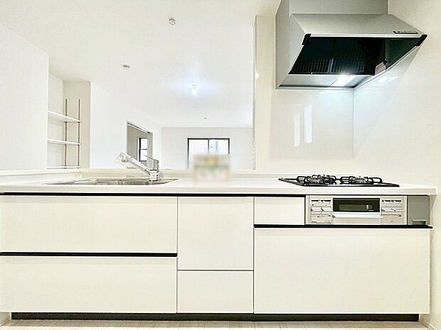 ゆとりあるキッチンではご家族と楽しくお料理ができます。