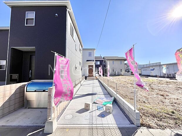 洗練された外観、上質な住空間が広がる室内は永く安心して過ごせる住居です。 