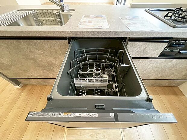 面倒なお片づけは食洗機にお任せ!家事の負担が減って、時間にも気持ちにもゆとりができます。