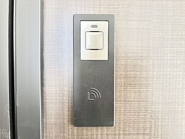 ラクラク開錠！スマートコントロールキー。