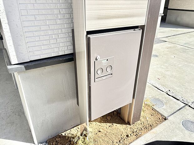 外観「宅配ボックス」時間を気にせず宅配物をいつでも安全に受け取れます。