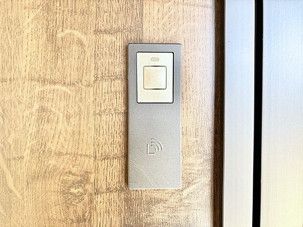 ラクラク開錠!スマートコントロールキー。