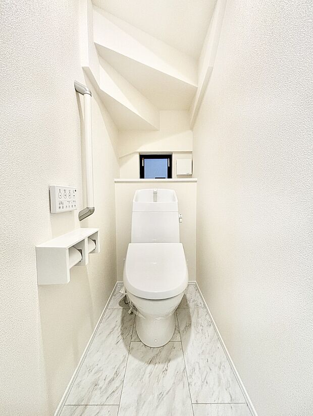 トイレは1階と2階それぞれに配置されていてとても便利です。 