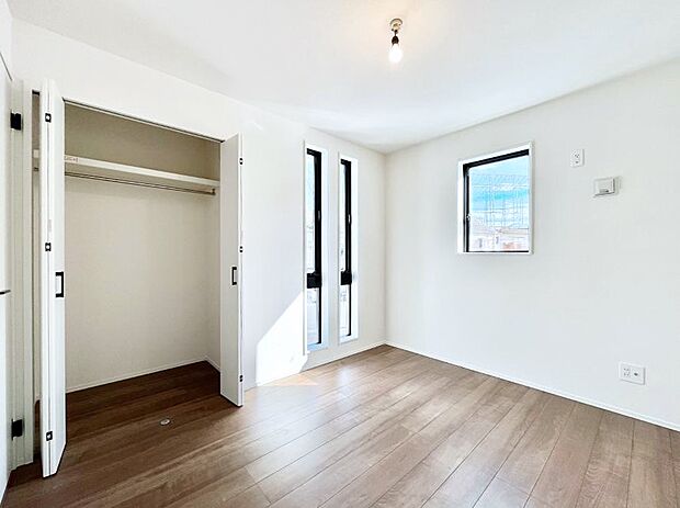 収納が充実しているので居住スペースを広々使えます