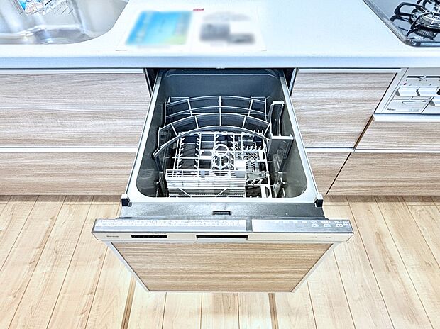 面倒なお片づけは食洗機にお任せ!家事の負担が減って、時間にも気持ちにもゆとりができます。