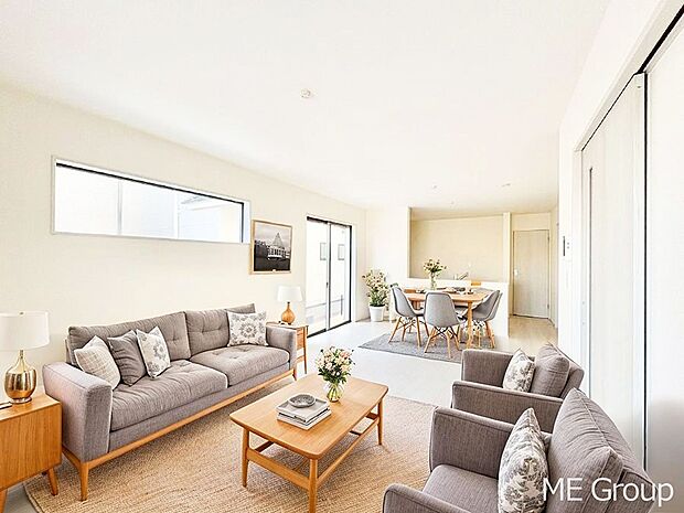 落ち着いた雰囲気のＬＤＫは家族みんなの快適空間※家具はCGです