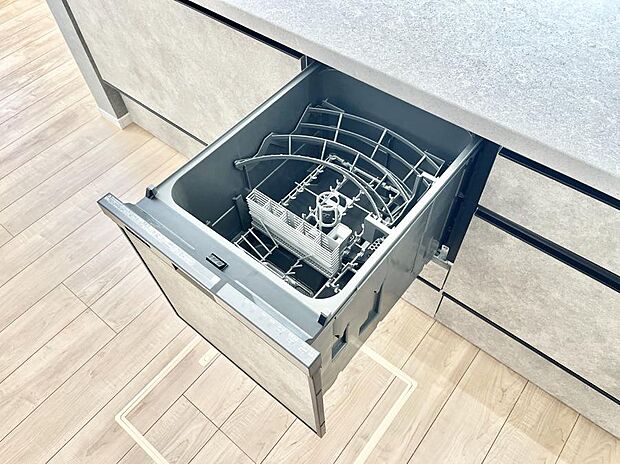 面倒なお片づけは食洗機にお任せ!家事の負担が減って、時間にも気持ちにもゆとりができます。