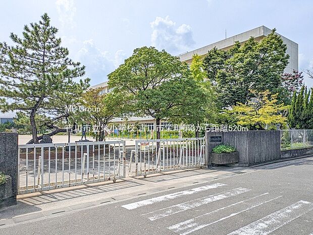 小学校 520m 吉川市立栄小学校