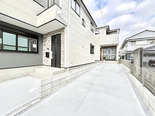 洗練された外観、上質な住空間が広がる室内は永く安心して過ごせる住居です。