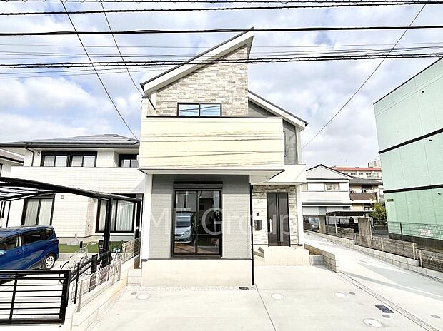 洗練された外観、上質な住空間が広がる室内は永く安心して過ごせる住居です。 