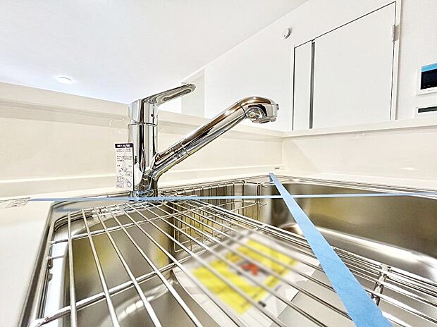 浄水器一体型のキッチンで洗い物用・料理用と切り替え簡単!