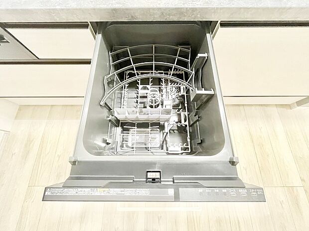 面倒なお片づけは食洗機にお任せ!家事の負担が減って、時間にも気持ちにもゆとりができます。