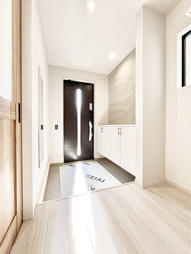 家族の帰宅やお客様をあたたかく迎える玄関