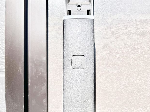 スマートに開錠できる電子キー