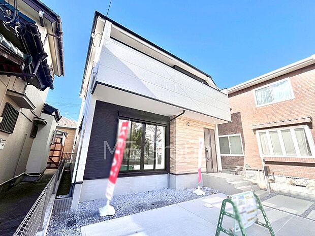 たっぷりの陽光と心地よい風が舞い込む住まい