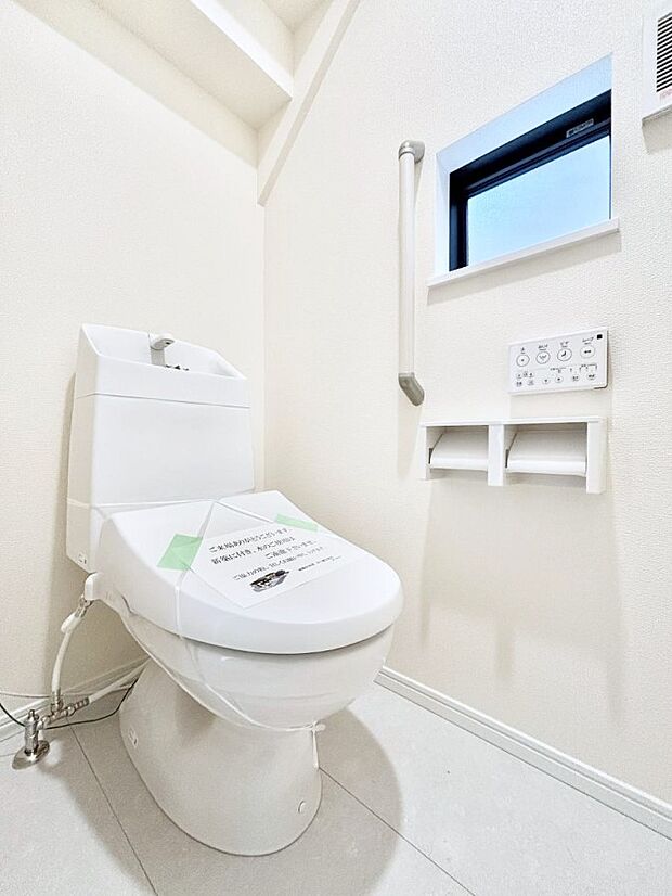 トイレは1階と2階それぞれに配置されていてとても便利です。