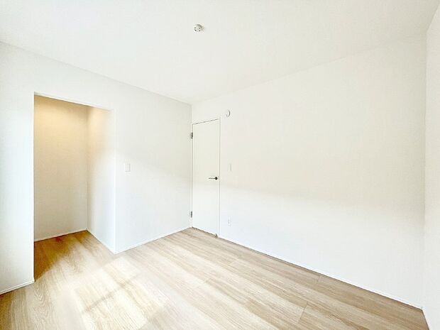 収納が充実しているので、居住スペースを広く使えます。