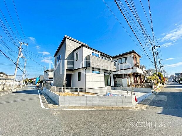 堂々完成!たっぷりの陽光と開放感に包まれる明るい住まい。