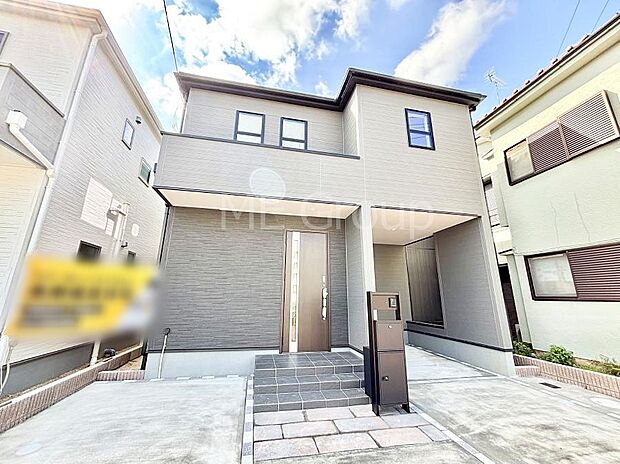 洗練された外観、上質な住空間が広がる室内は永く安心して過ごせる住居です。