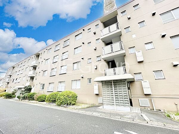 溢れる陽光でご家族の笑顔も輝く