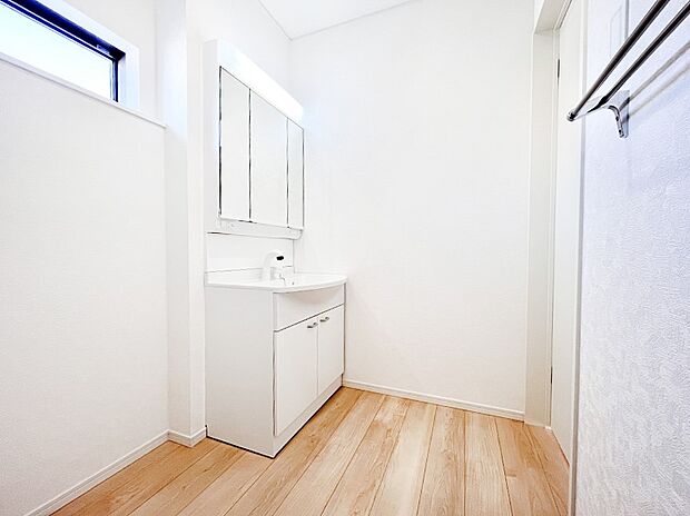 上質な洗面空間がゆとりの時間を演出