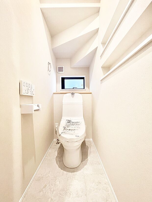 トイレは安心の2箇所！朝のバタバタも一安心です。