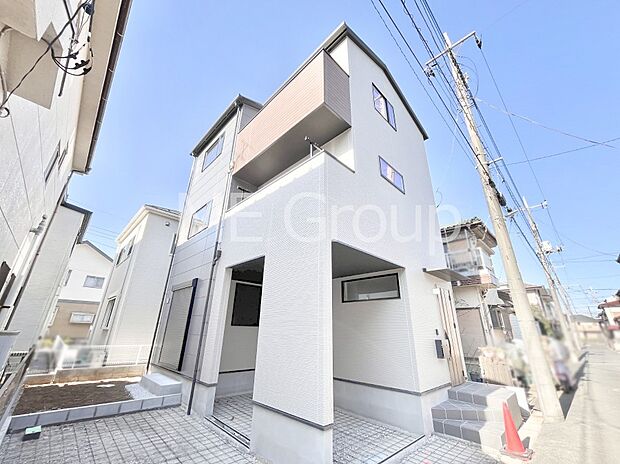 溢れる陽光でご家族の笑顔も輝く