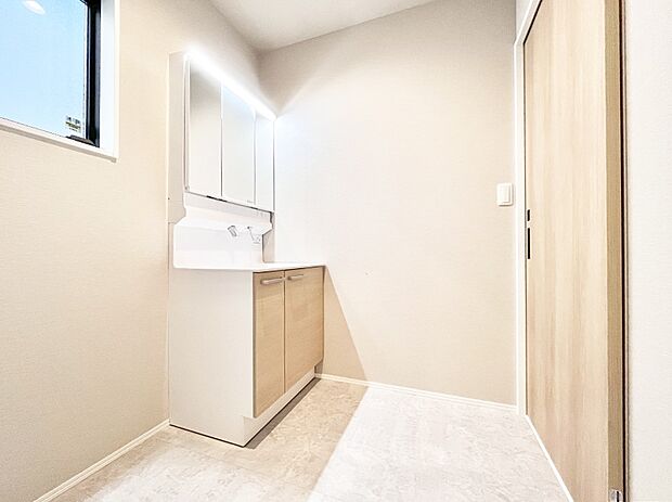 上質な洗面空間がゆとりの時間を演出