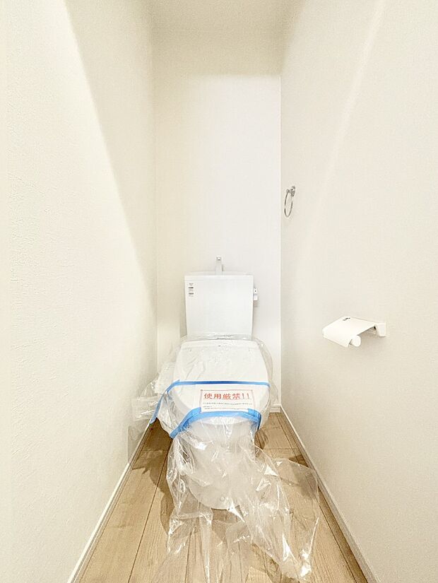 トイレは安心の2箇所！朝のバタバタも一安心です。 