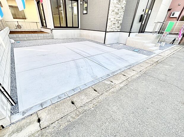 生活に欠かせない駐車スペース。