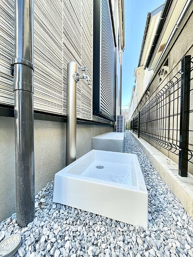 ガーデニングやお掃除に便利な外水栓