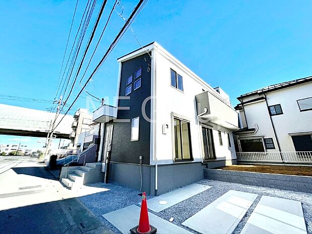 暮らしやすさと居心地の良さにこだわったシンプルで飽きのこないデザイン !