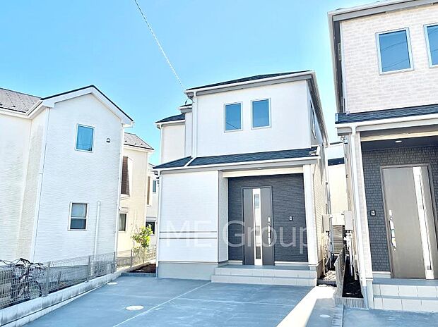 溢れる陽光でご家族の笑顔も輝く