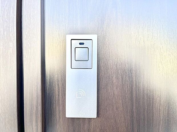 スマートに開錠できる電子キー