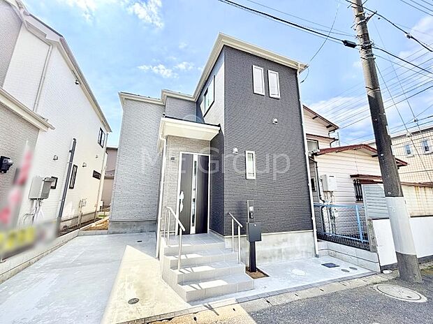 たっぷりの陽光と心地よい風が舞い込む住まい