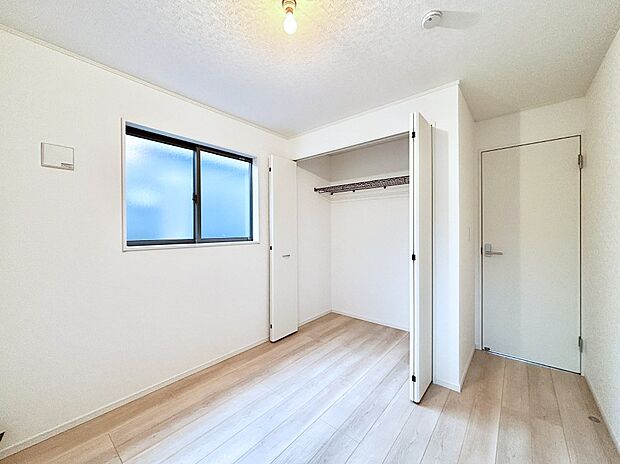 収納が充実しているので、居住スペースを広く使えます。