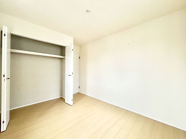 収納が充実しているので居住スペースを広々使えます