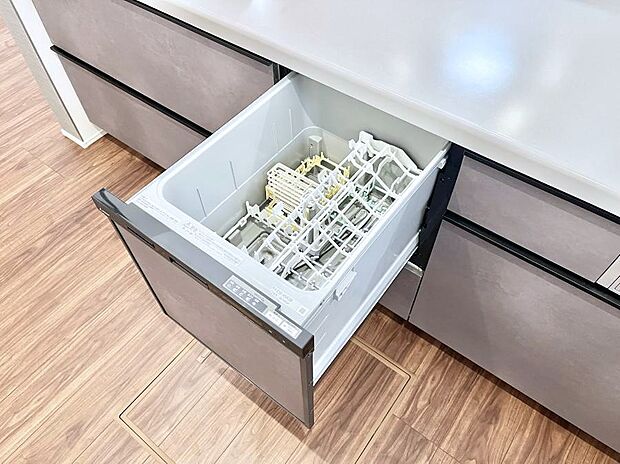 面倒なお片づけは食洗機にお任せ!家事の負担が減って、時間にも気持ちにもゆとりができます。