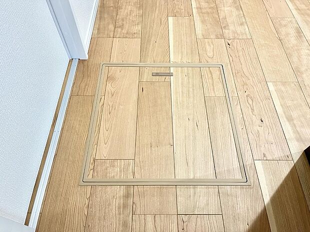 床下収納付き!日用品・非常用品の収納にも大活躍。