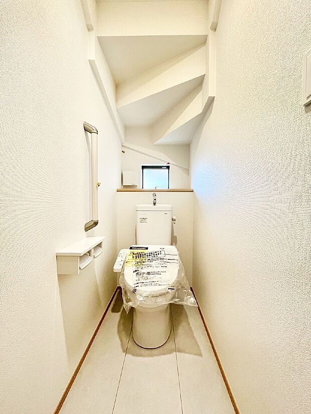 トイレは1階と2階それぞれに配置されていてとても便利です。 